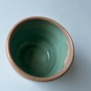 Ręcznie wykonana ceramiczna czarka, w kolorze różowym, idealna do kawy, espresso