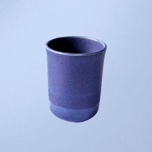 Ręcznie wykonana ceramiczna filiżanka, w kolorze fioletowym, idealna do espresso lub kawy