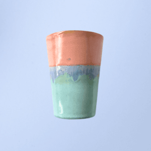 Ręcznie wykonany ceramiczny kubek, w pastelowym kolorze różu i błękitu, idealny do kawy, herbaty