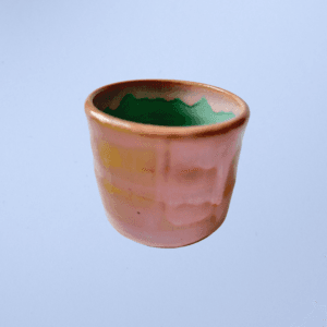 Ręcznie wykonana ceramiczna czarka, w kolorze różowym, idealna do kawy, espresso