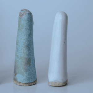 Ręcznie wykonany ceramiczny stojak na pierścionki, w kolorze morskim, idealny akcesorium do przechowywania pierścionków