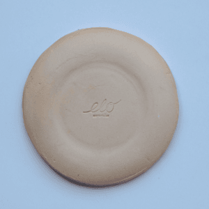 Ręcznie wykonany ceramiczny talerzyk, w kolorze różowym, idealny na poranne leki lub jako ozdoba