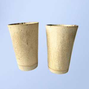 Ręcznie wykonany ceramiczny kubek w naturalnym beżowym kolorze z matowym wykończeniem, kubek handmade